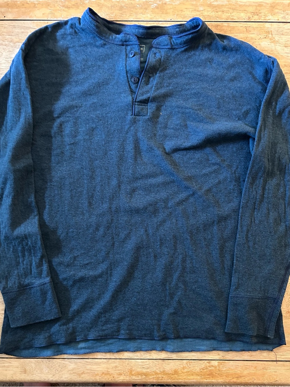 L.L. Bean River Driver Henley XL Tall Blue